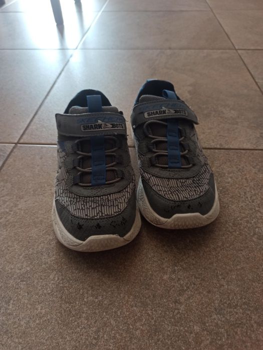 Pantofi skechers shark bots mărimea 36, 5
