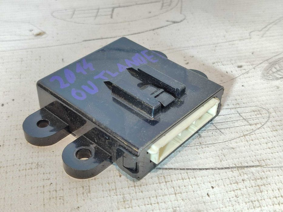 Modul control OSS ECU  Mitsubishi Outlander PHEV COD: 8637B099 2014 / [2013-2021] / (5G3)
