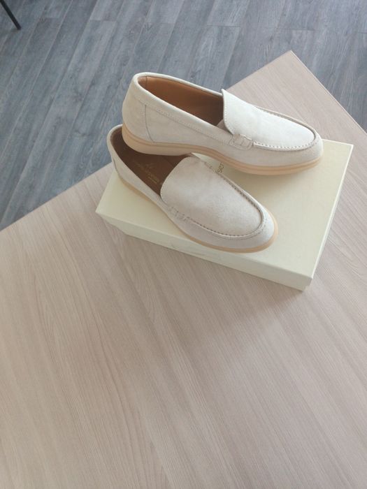 Обувь новая, заказывала для себя , не подошли