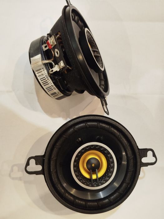 Продавам Авто колонки KICKER 3,5"