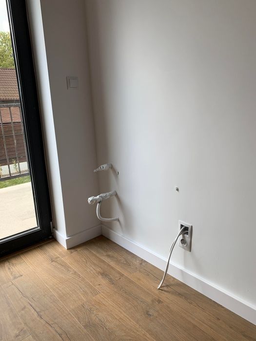 Montaj parchet si plintă.