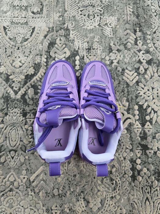 Adidasi Louis Vuitton 42