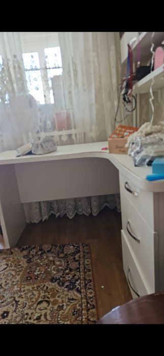 Письменный стол угловой , б/у