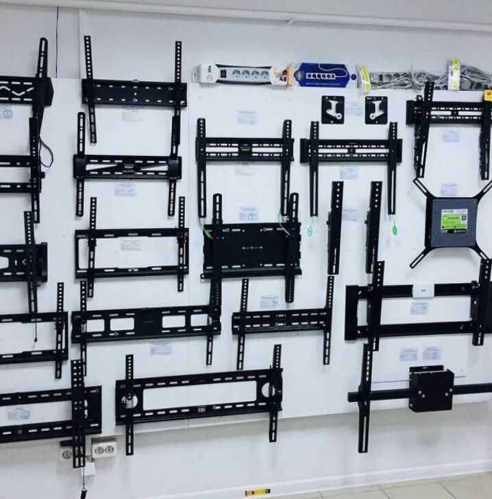Прямые и поворотные Кронштейны для телевизора: 40 500 сум - Аксессуары .