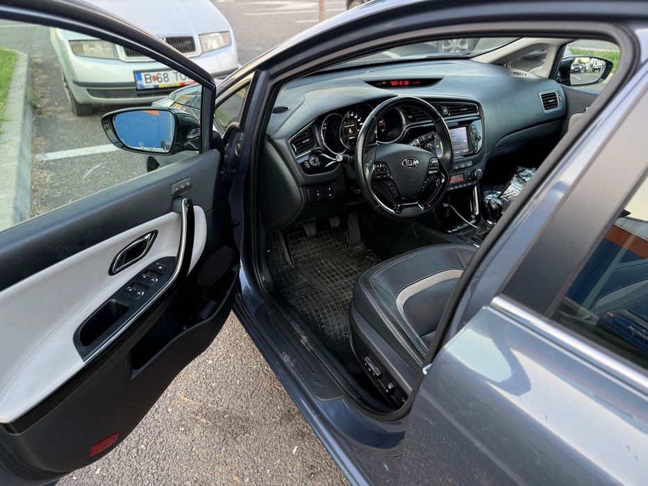 Kia Ceed 1.6 CRDi 136 CP | 64.000 km REALI | Unic Proprietar | Echipare TOP