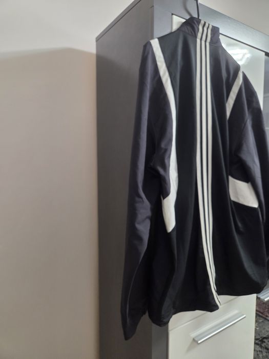 Jacheta Adidas barbati marimea M