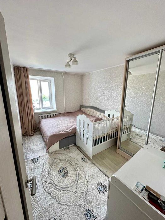 Продается 4 комн кв. Васильковский,4