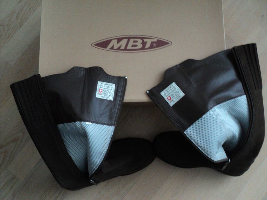 OKAZIE! Cizme MBT Tambo chocolate nepurtate cu talpi NORMALE mas. 39