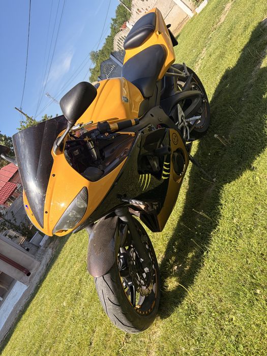 Yamaha R6 Kit Gold