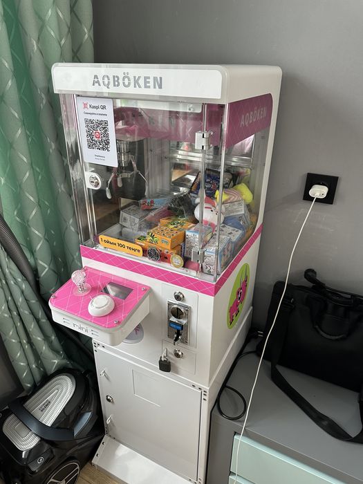 Продам игровой аппарат