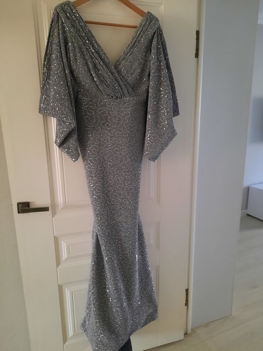 Продам платье вечернее