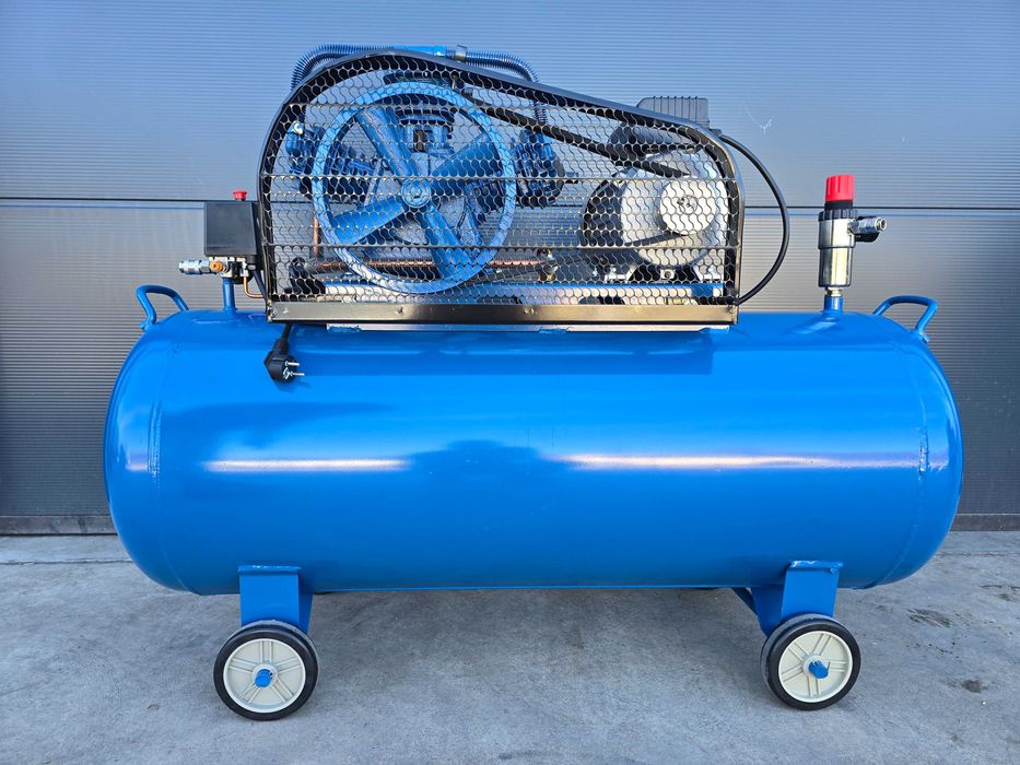 Компресор за въздух - 200 литра 3.0 kW, 4 hp 12 bar.480л/м