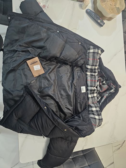 Пуховик Burberry