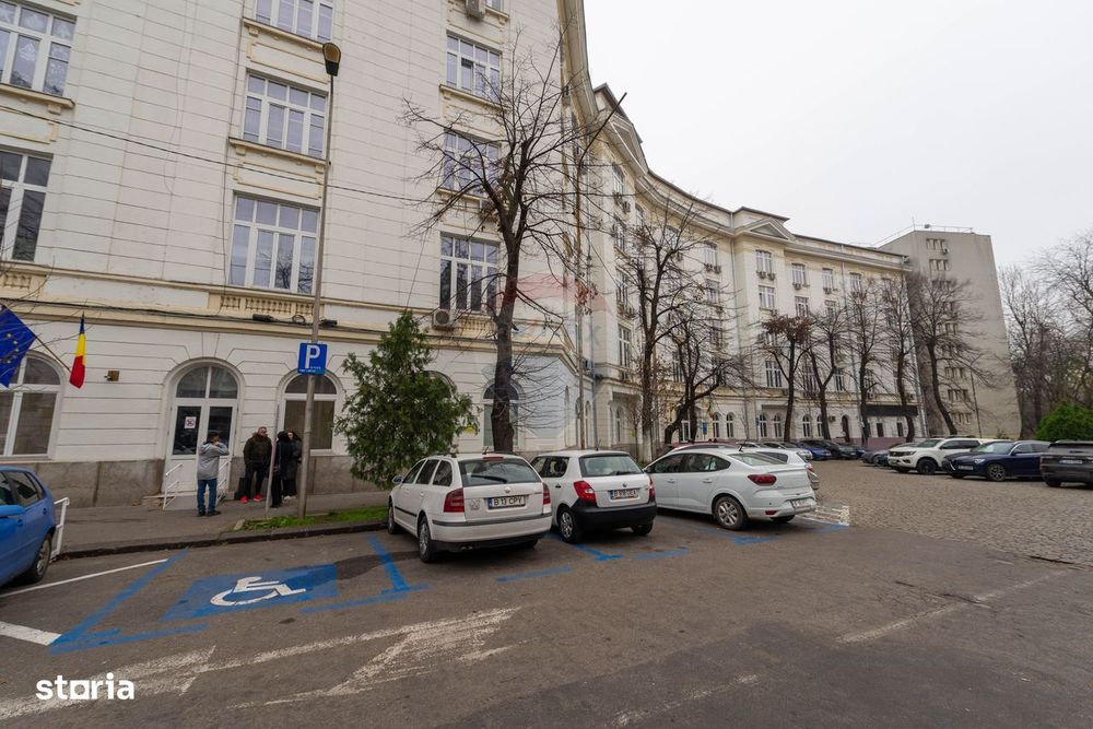 Spatiu de birouri de vanzare in zona Cismigiu