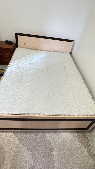 Двуспальный диван