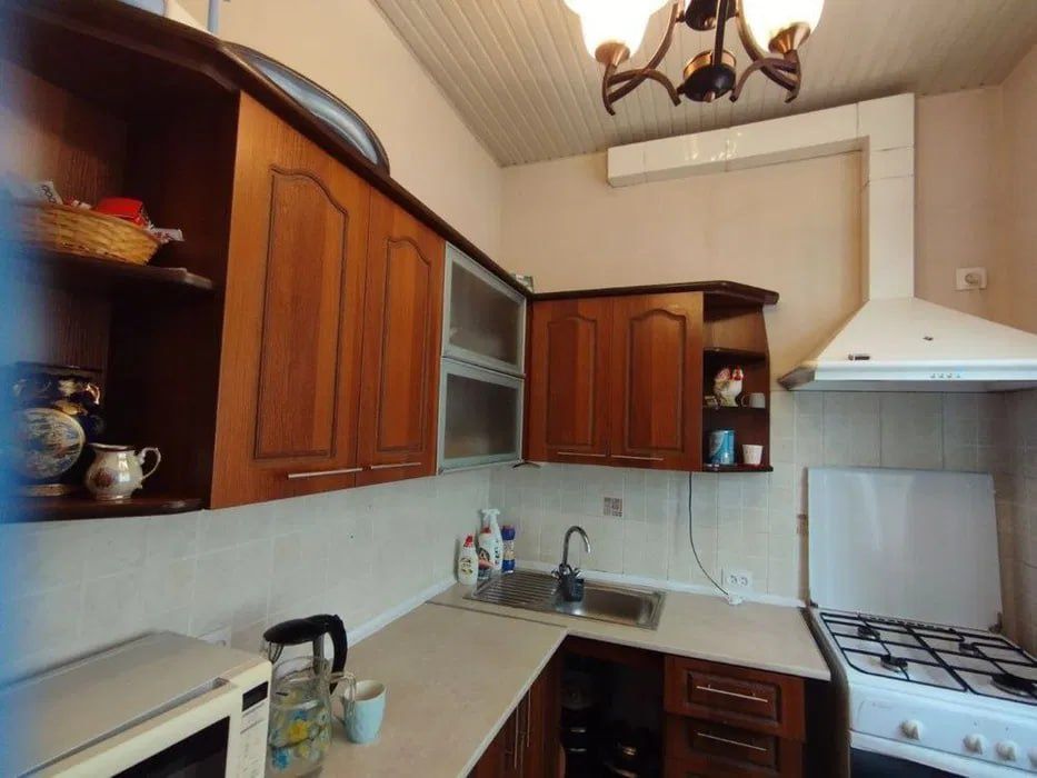 Bollarga ijara, Oybek metro 900 mingdan