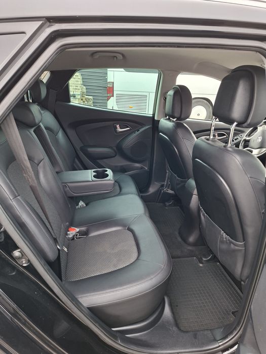 HYUNDAI ix35 2012 — imagine 2