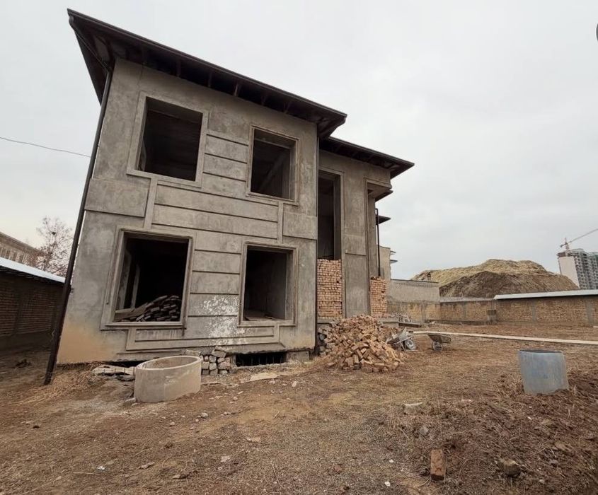 Дом High Town Mall 12 соток