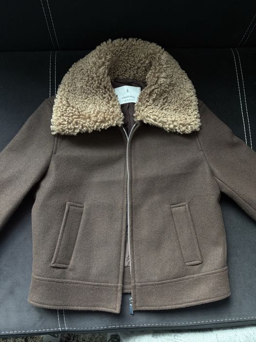Яке с пух Stradivarius
