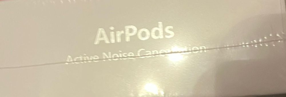 AirPods 4 (Active Noise Cancellation) sigilate
