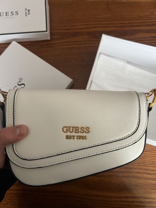 Женская сумка Guess