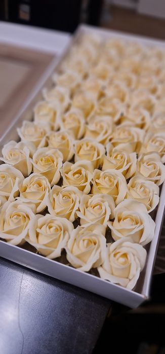 Сапунени рози и декорация за кръщене