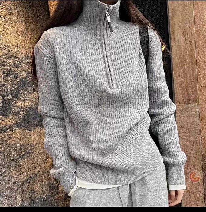 Женская кофта полузамок