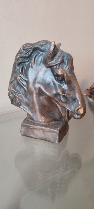 Изкиство.Фигури- слонче, овчица, козле, петел, конска глава