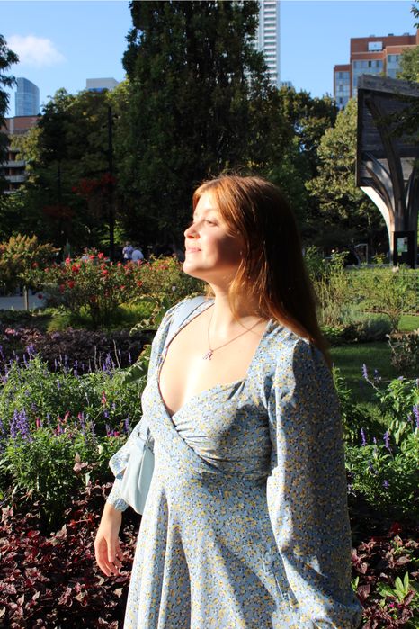 Фотоаппарат Canon EOS 2000D