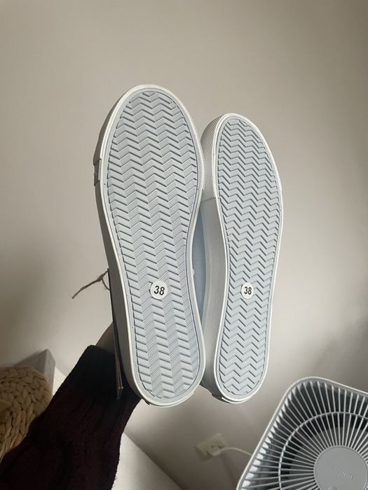 Сникърси светло сини 38 номер