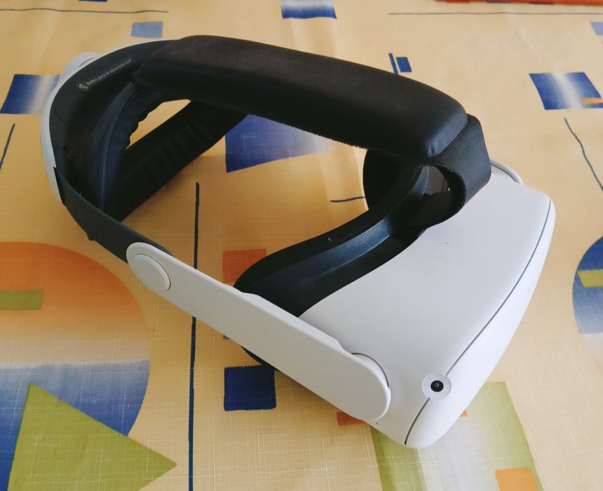 Очки виртуальной реальности Oculus Quest 2