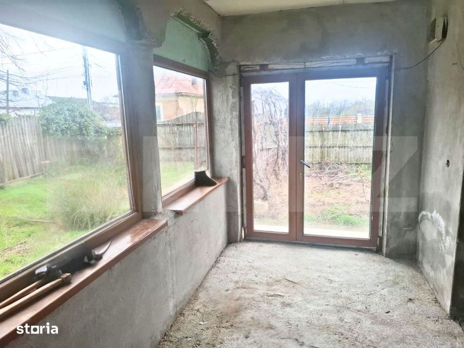 Casa (la rosu) + teren 2522 mp – ideala pentru personalizare - Cost