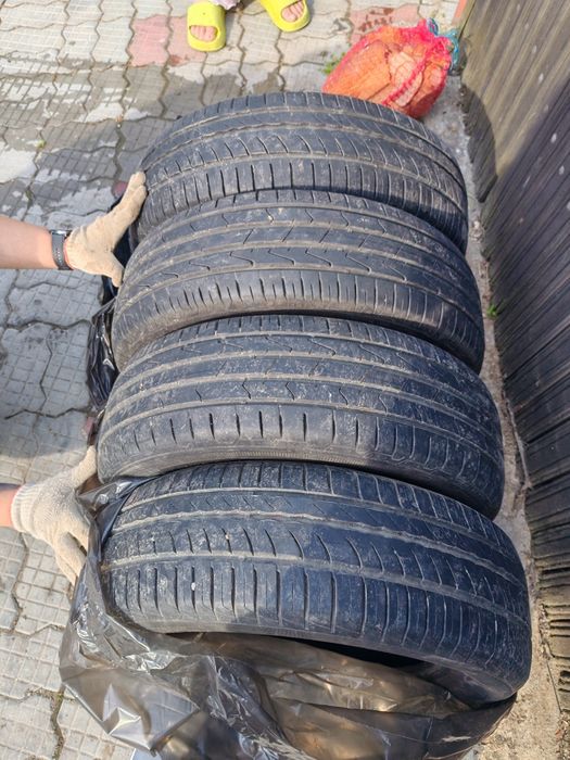 Vând 4 cauciucuri vara 195.65.15
