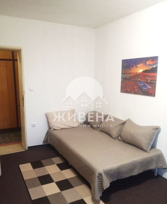 Дава се под наем Четиристаен апартамент в Варна, Център - 120 кв.м за 767 € - Снимка #9