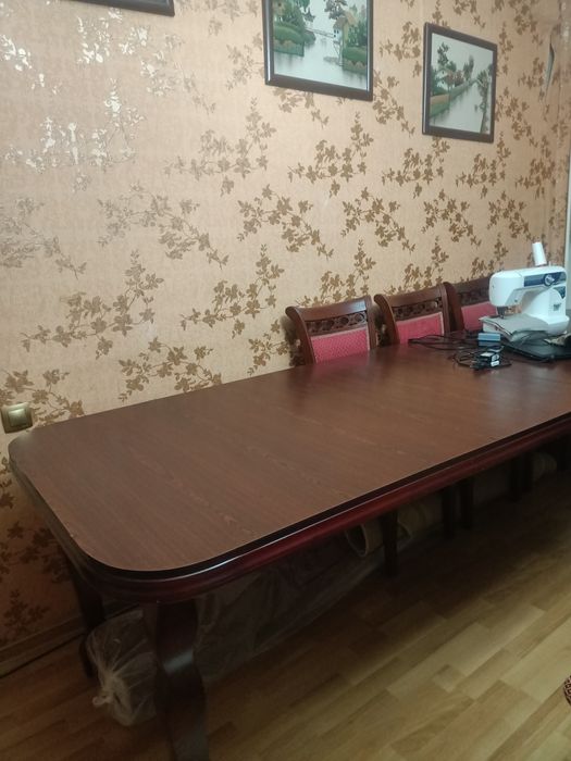 Продам стол в отличном остоянии