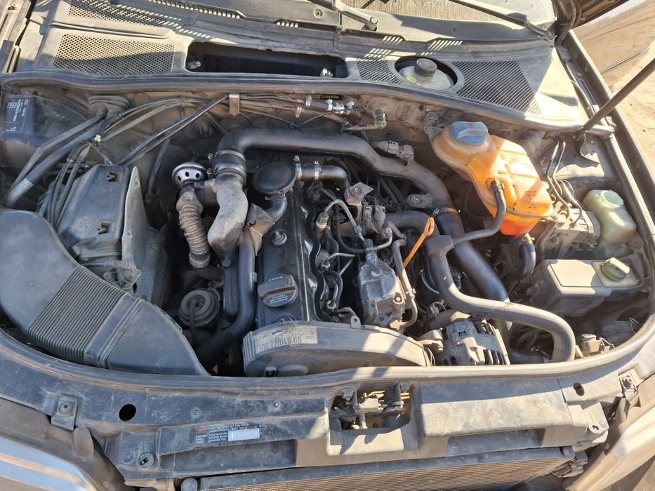 Elemente Caroserie Audi A4 B5 Facelift 1.9TDi 90 cp AHH