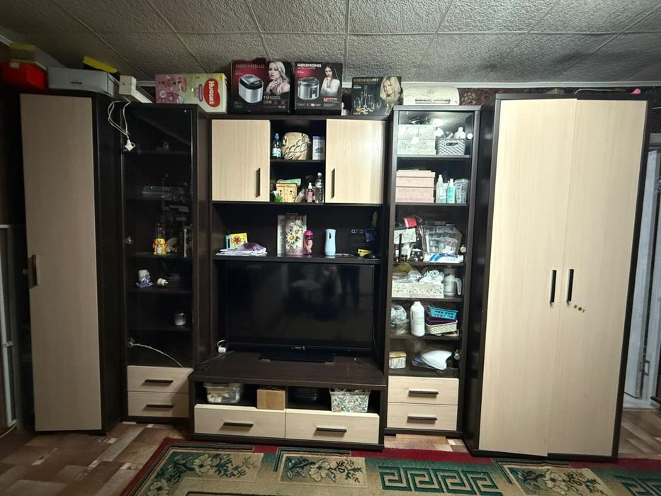 Продам стенку, торг уместен