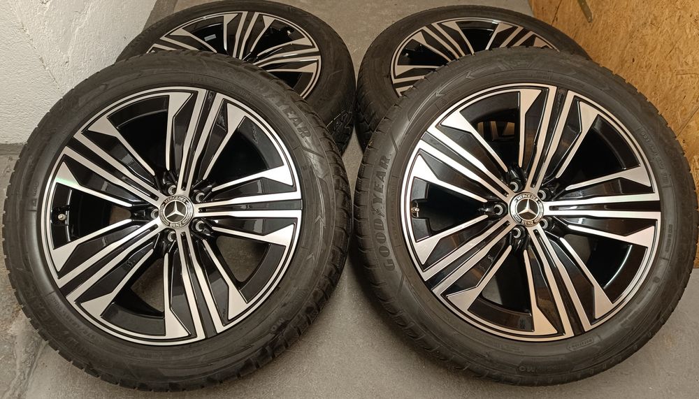 Оригинални джанти с гуми зимни 21 цола Mercedes EQS SUV дот 2022г
