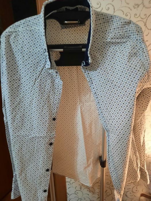 Продаю мужские вещи.