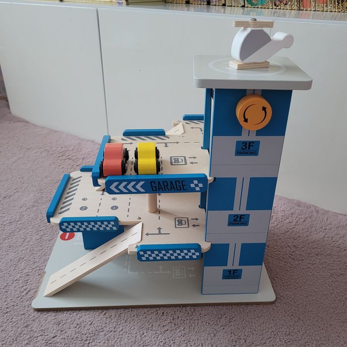 Parcare /garaj cu etaje