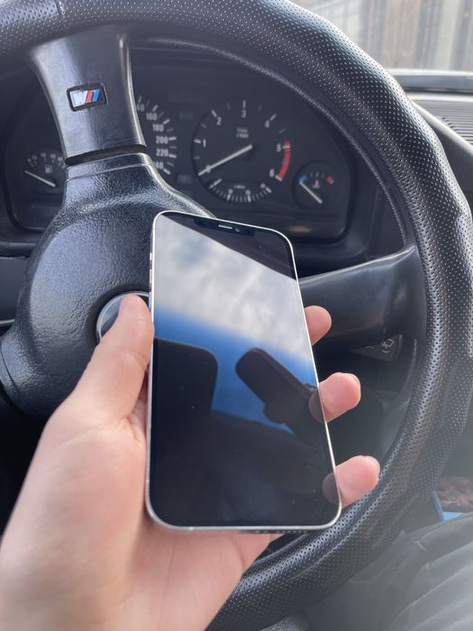 Iphone 12 pro max 75% ёмкость