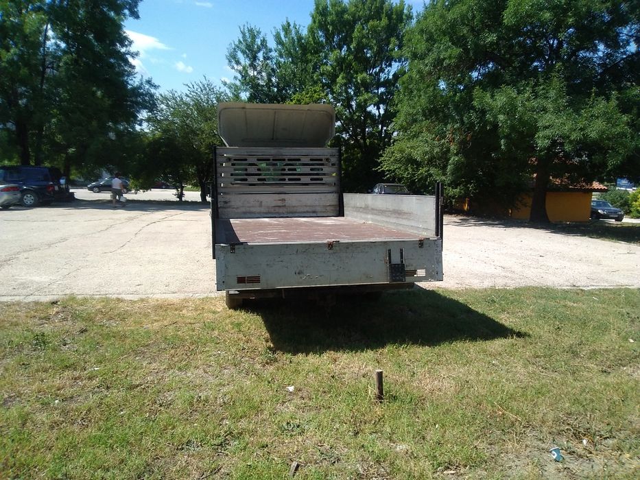 Превоз на товари с Бордови камион до 2 Тона. В гр. Варна и Страната.