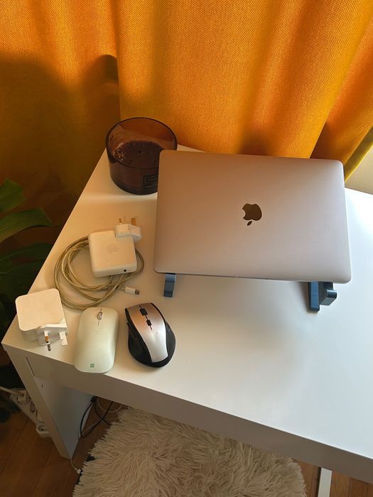 MacBook Pro 13” 2017 – 16GB RAM / 512GB SSD / i5.
