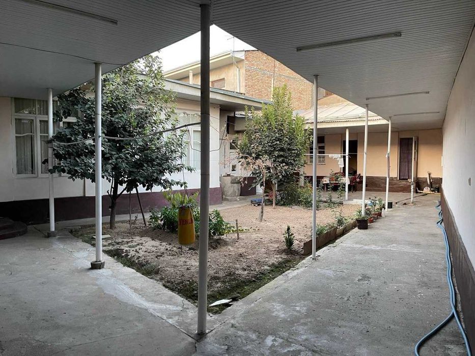 Уй сотилади. 4сотих 7хонали