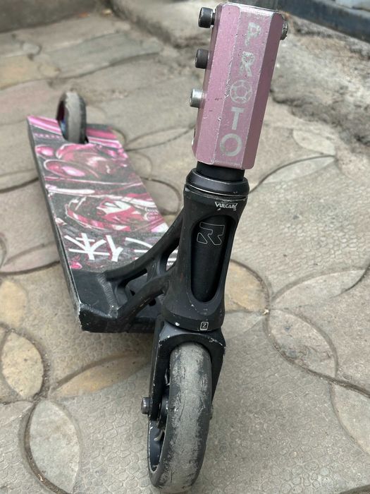 Продам трюковой самокат (читай обьявление!!)