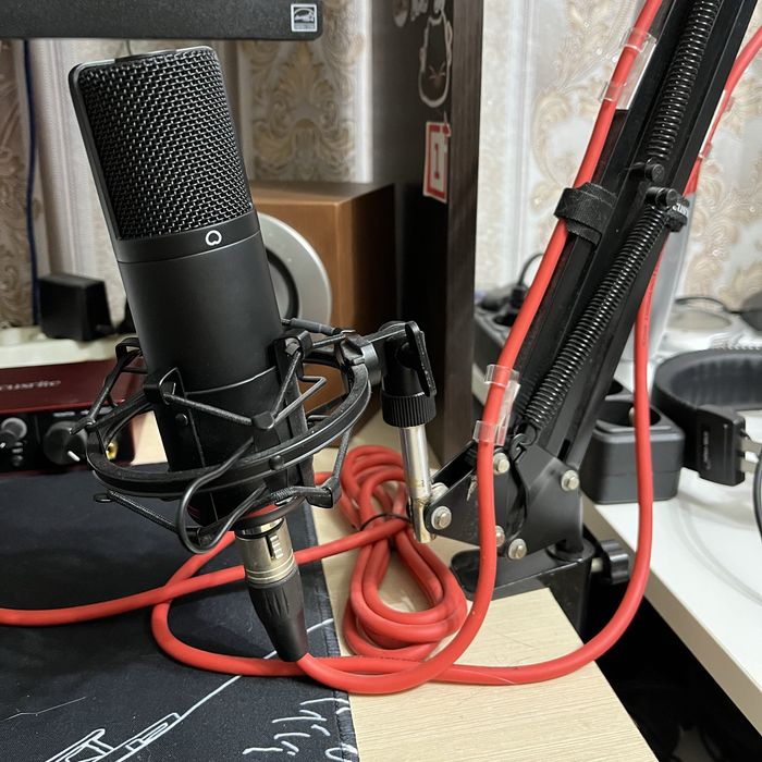 Микрофон Focusrite Scarlett Studio CM25 MkIII