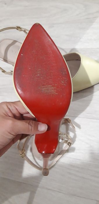 Лаковые туфли, босаножки