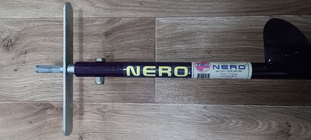 Шуруповёрт 3 функции.