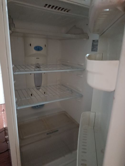 Холодильник 2 камерный lg