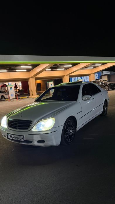 Титаники от Мерседеса R18 оригинал